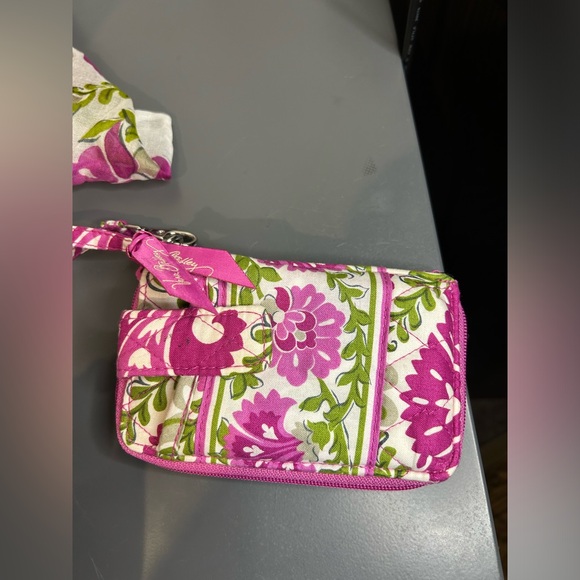 Vera Bradley mini wallet ,wristlet with cellphone slot & a matching scarf. - Picture 3 of 3